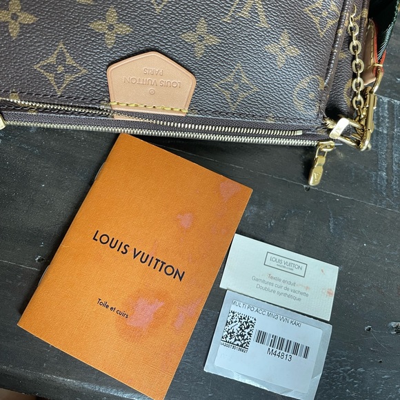 LOUIS VUITTON Multi Pochette Accessories Bag - Picture 16 of 16